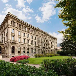 4* Otel Palace